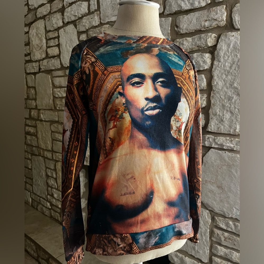 Tupac long sleeve